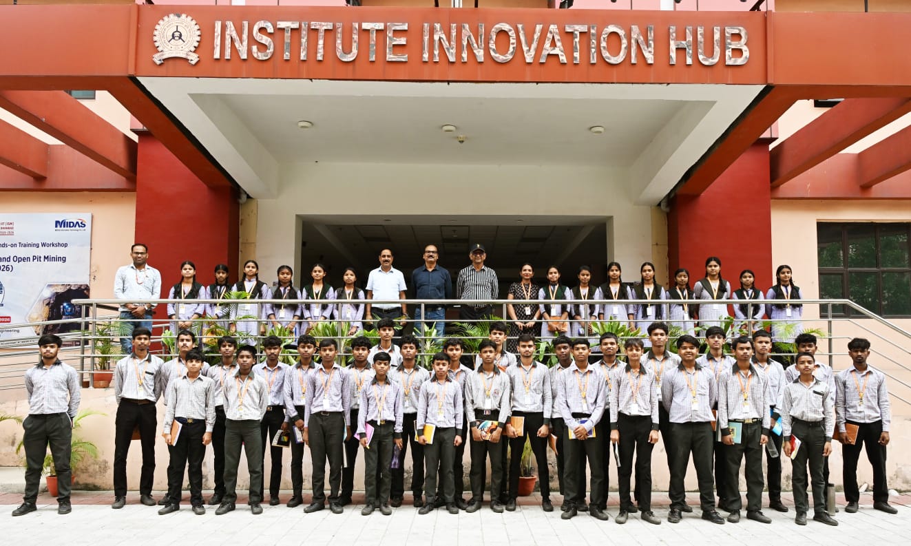 School Students Gain Hands-on Exposure to Innovation Ecosystem at IIT (ISM) Dhanbad !