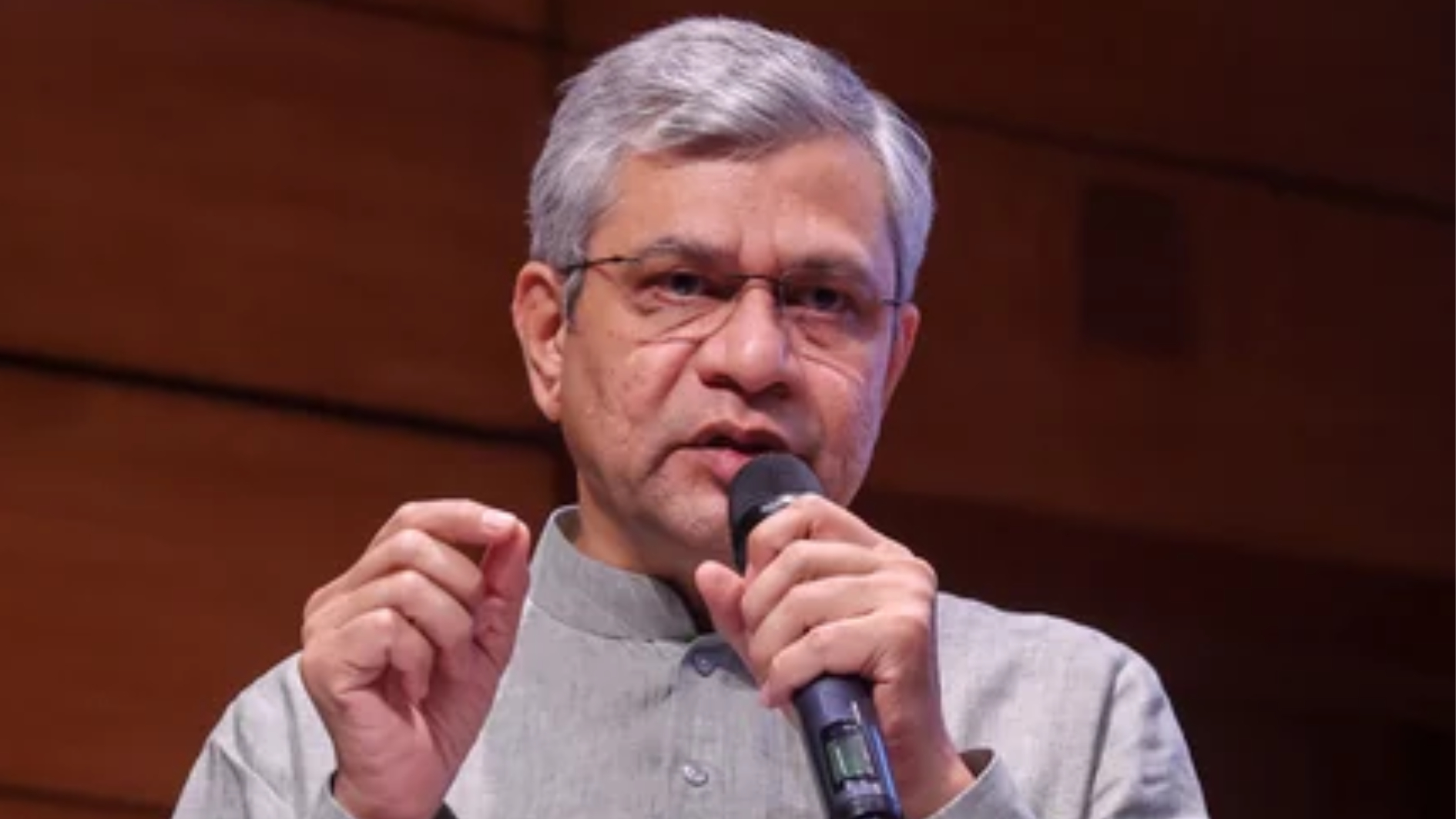 कैबिनेट के अहम फैसले: कंटेनर-खेल सामग्री निर्माण को बढ़ावा, DA-DR में 3% बढ़ोतरी !